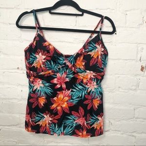 Jaclyn Smith Swim Top Size 14